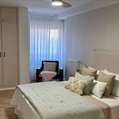 Rental of a large bright apartment with 2 bedrooms, 125 m², Alicante, Spain